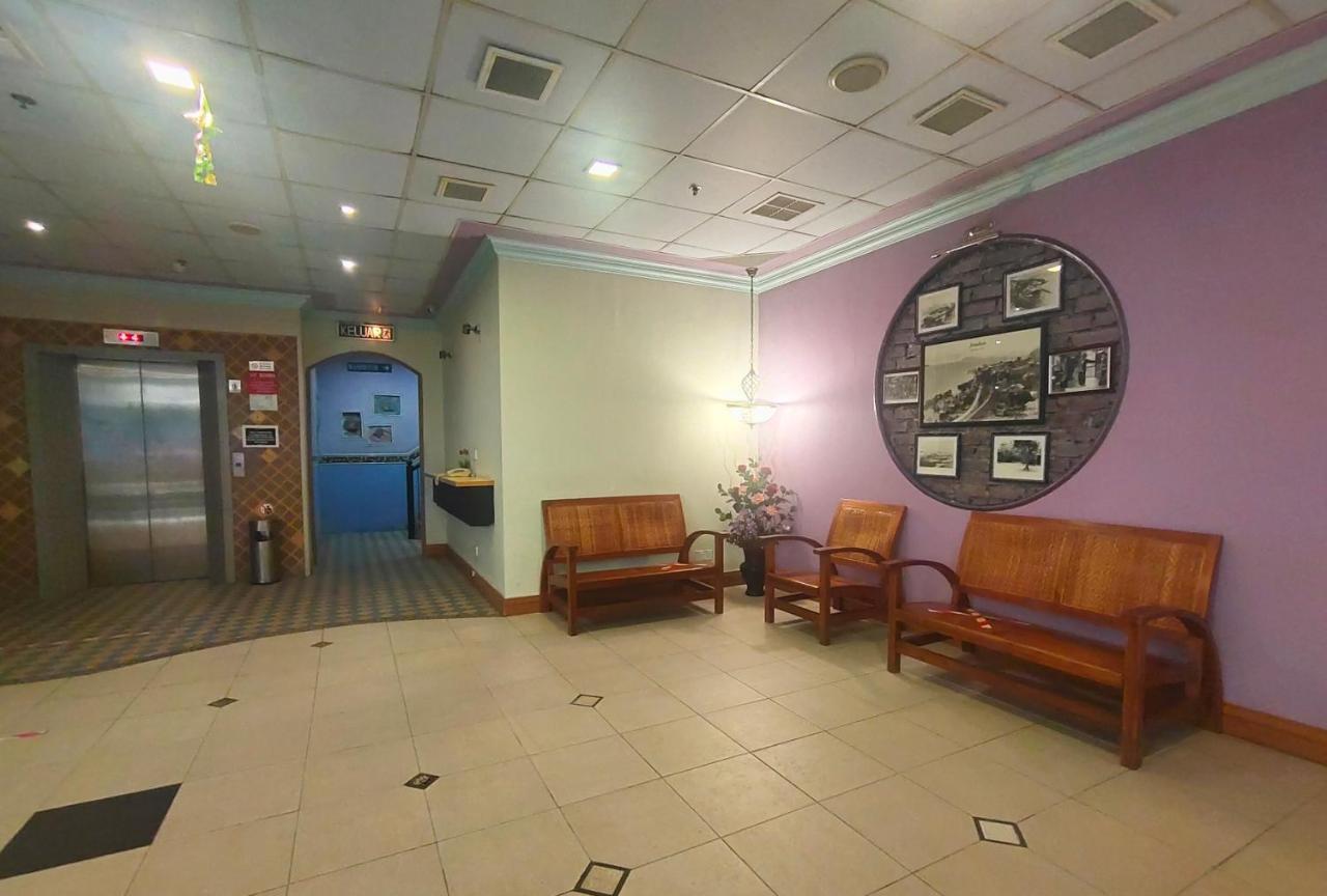 Megah D'Aru Hotel Kota Kinabalu Exterior photo