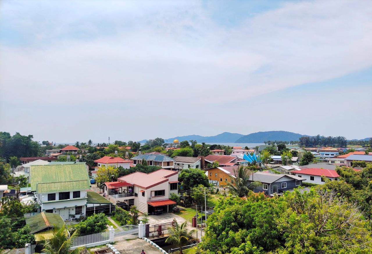 Megah D'Aru Hotel Kota Kinabalu Exterior photo